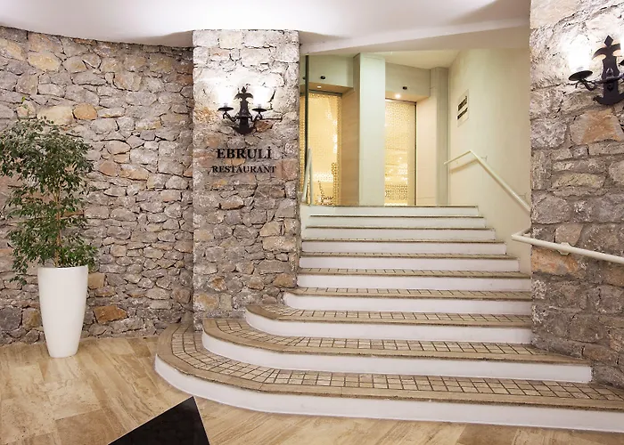 Marti La Perla (adults Only) מרמריס