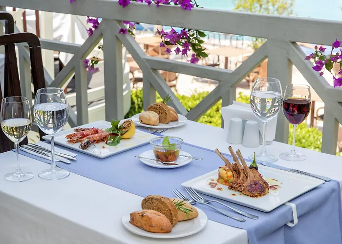 מלון Marti La Perla (adults Only)