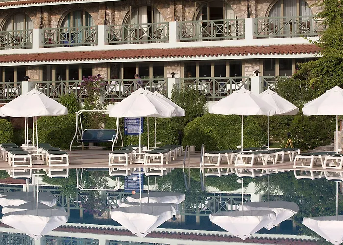 호텔 Marti La Perla (adults Only) 말마리스