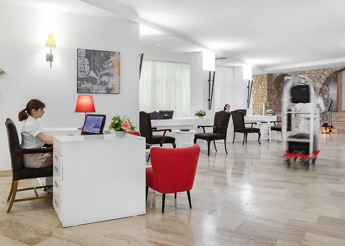 호텔 Marti La Perla (adults Only) 4*